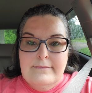 Meet your Posher, Vickie